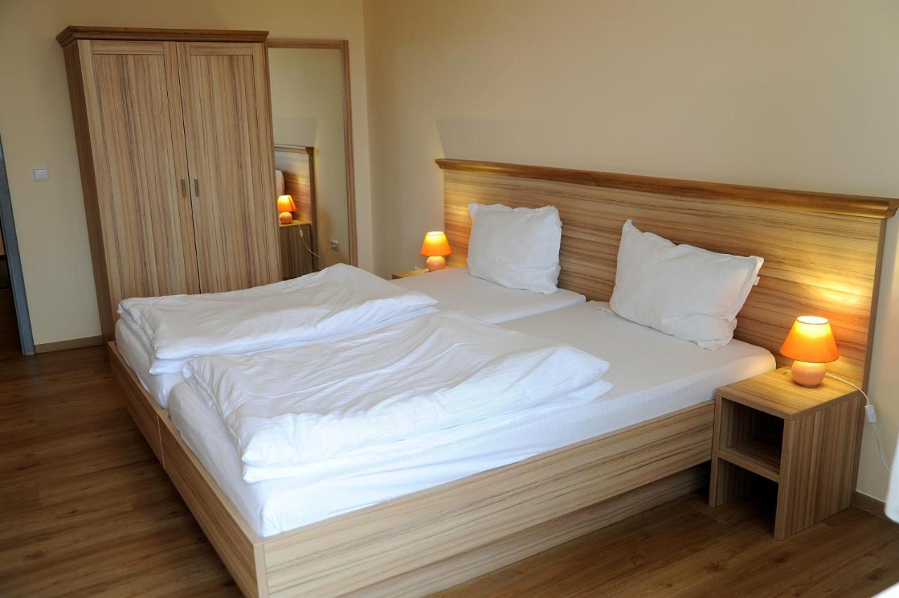 Hotel Weimarer Berg Apolda Eksteriør bilde